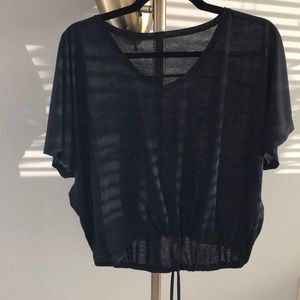 Lululemon mesh tie top